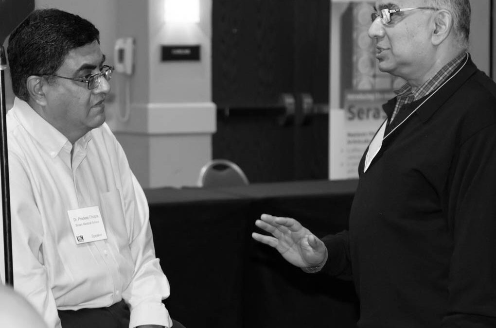 Dr. Predeep Chopra collaborating with Dr. Samyadev Datta at the conference