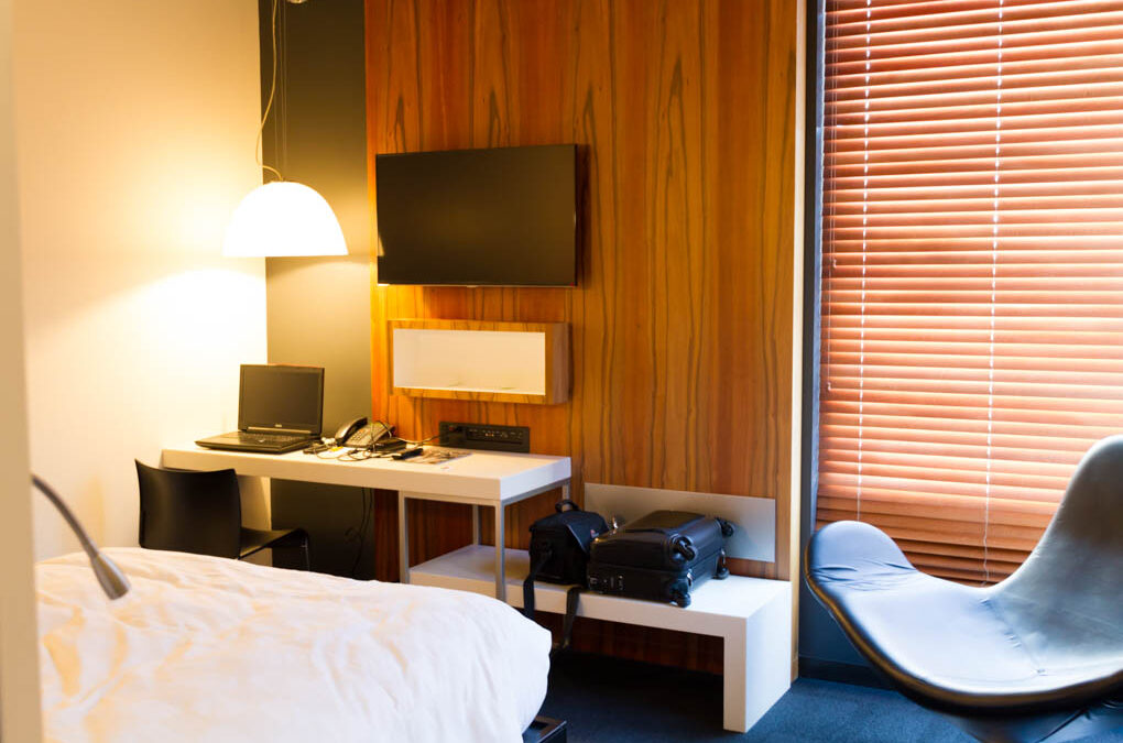 Modern guest rooms at Hotel ALT