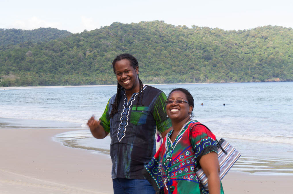 “Dr. Livet” (Uchenna Hackett) and Dr. Mitchell at the beach