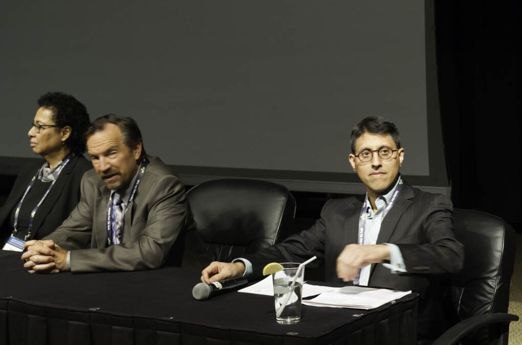 Dr. Khan moderates the chemotherapy discussion panel.